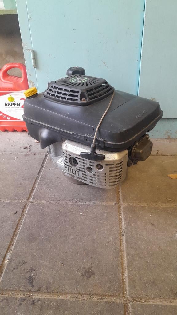 Kawasaki benzinemotor Motor blok grasmaaier benzine maaier, Ophalen, Benzine, Gebruikt, Stihl husqvarna honda kawasaki