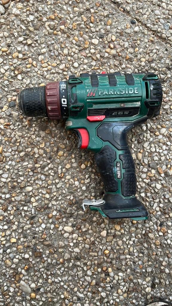 Accuboormachine defect parkside 16v gratis, Doe-het-zelf en Verbouw, Gereedschap | Boormachines, Ophalen, Gebruikt, Boor- en Schroefmachine