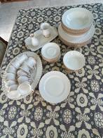 Royal Albert Val D’or, Ophalen of Verzenden, Overige stijlen, Porselein, Schaal of Schalen