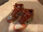 Sneakers, Oranje, Ophalen of Verzenden, Sneakers of Gympen, Zo goed als nieuw