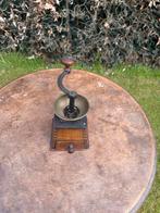 Oude koffiemolen, Antiek en Kunst, Ophalen of Verzenden