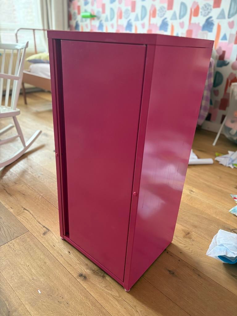 2x IKEA Josef/Lixhult kast roze, Ophalen, Zo goed als nieuw