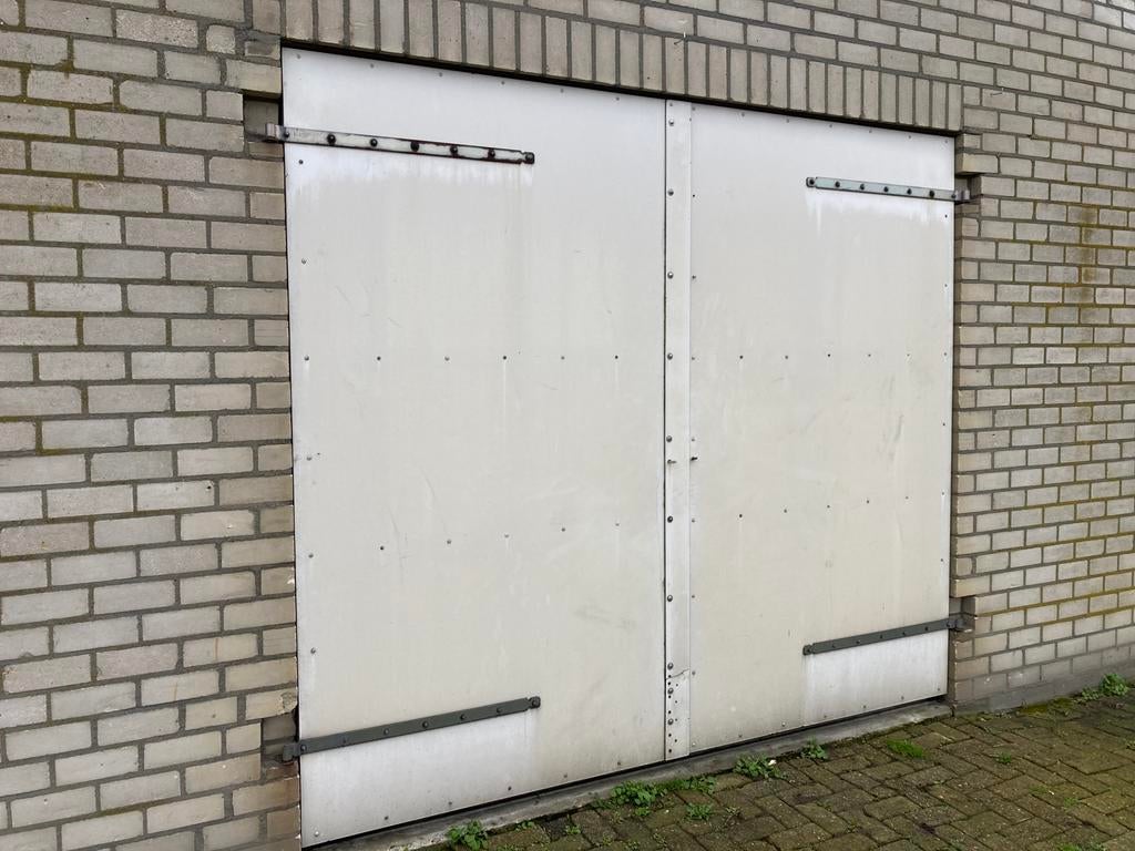 2 Grote deurstellen met gehengen, Ophalen, Gebruikt, 225 cm of meer, 225 cm of meer