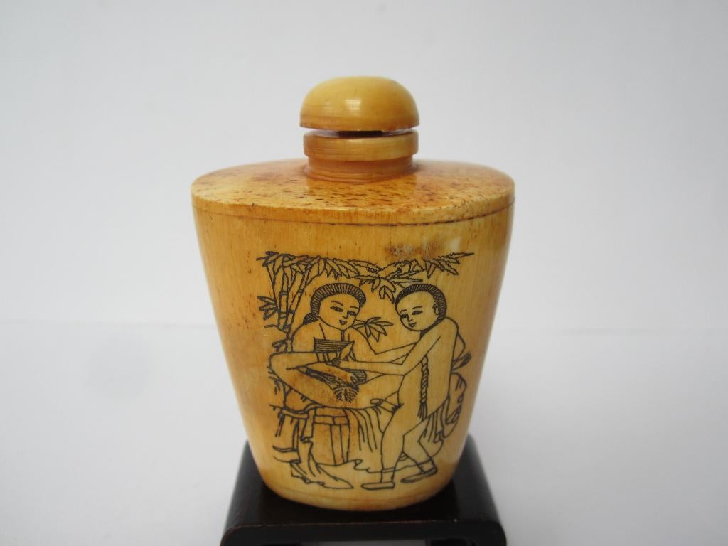 Chinees/Chinese snuifflesje erotische /snuff bottle, Ophalen of Verzenden