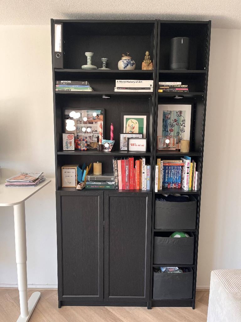 IKEA BILLY kast zwart + ingebouwde spotjes | 236 cm, Ophalen, Met deur(en), 200 cm of meer, 50 tot 100 cm