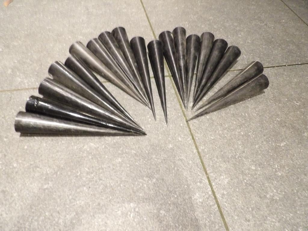 19 zwarte stekers voor waxine lichtje voor kerst 25 cm, Ophalen of Verzenden, Gebruikt