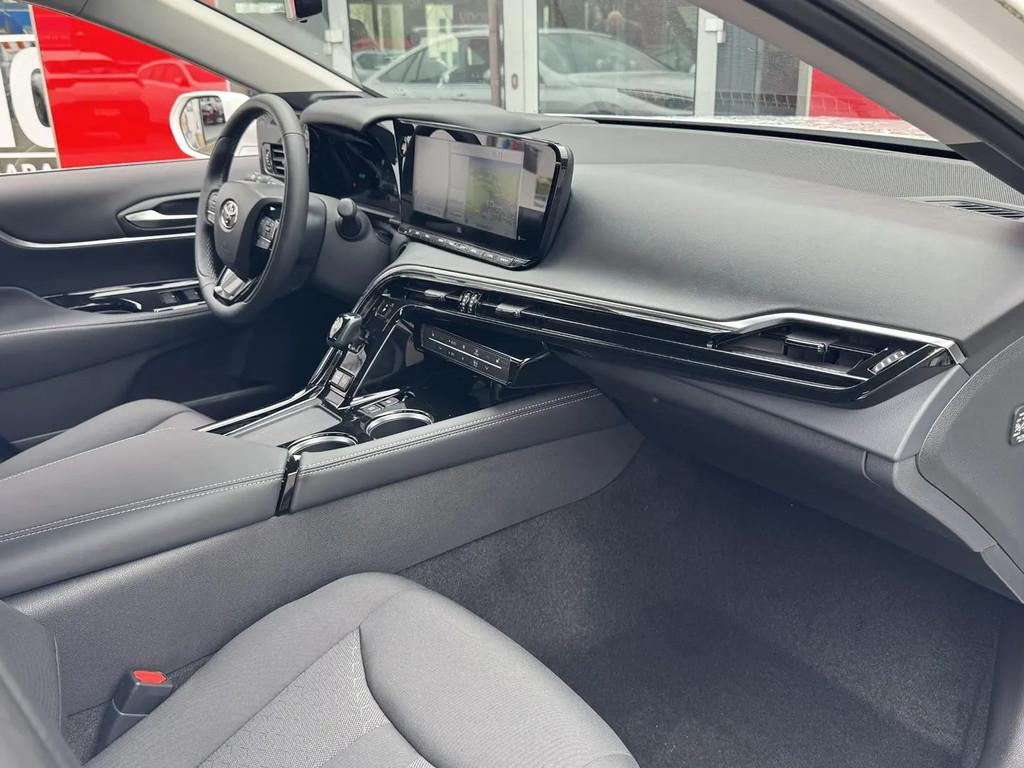 Toyota Mirai DYNAMIC € 17.900,00, Auto's, Toyota, Automaat, Stof, Gebruikt, Stoelverwarming