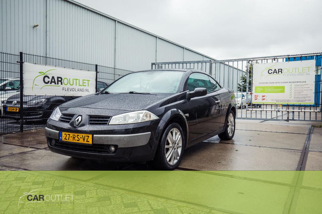 Renault Mégane Coupé-Cabriolet NIEUWE APK 2.0-16V Privilè, Voorwielaandrijving, 1998 cc, 135 pk, Gebruikt