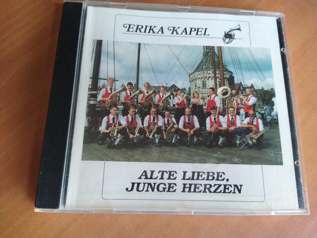 CD Erika Kapel - Alte Liebe, Junge Herzen, Cd's en Dvd's, Ophalen of Verzenden, Zo goed als nieuw