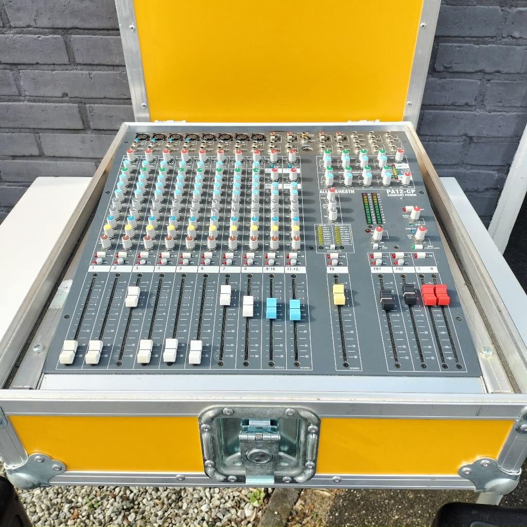 Zang installatie, Muziek en Instrumenten, Ophalen of Verzenden, Gebruikt, 10 tot 20 kanalen, Microfooningang
