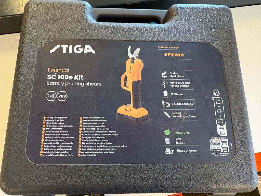 Stiga SC 100 accu snoeischaar, Gebruikt, Mertstraat 5, STIGA, Verkoop@teeuwentuinmachines.nl