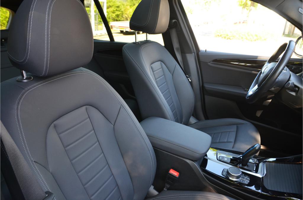 BMW iX3 Executive 80 kWh Driving Assistent Professional, Pan, Automaat, 12 maanden, Achterwielaandrijving, Adaptive Cruise Control