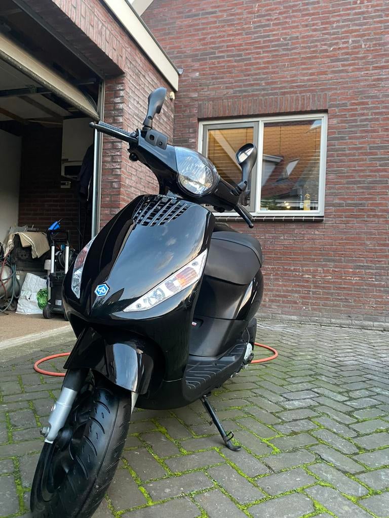 Zip 2000 4t 50cc, Ophalen, Zip, Zo goed als nieuw, Benzine