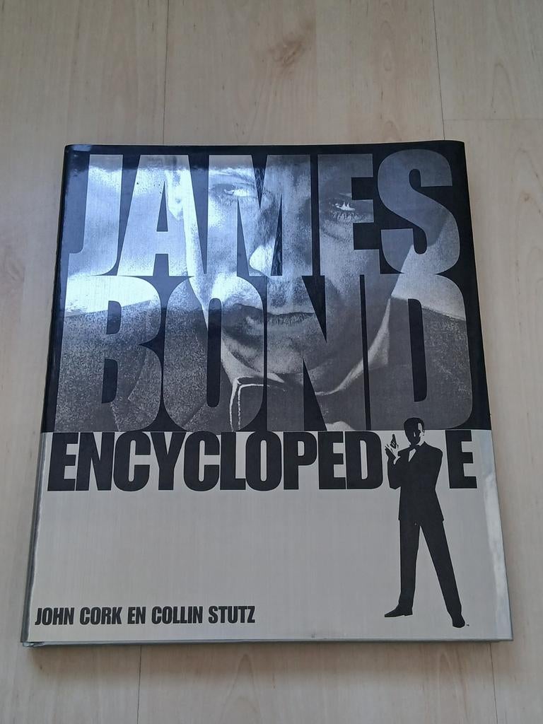 James Bond Encyclopedia - John Cork & Collin Stutz, Ophalen of Verzenden, Zo goed als nieuw, Los deel, Algemeen