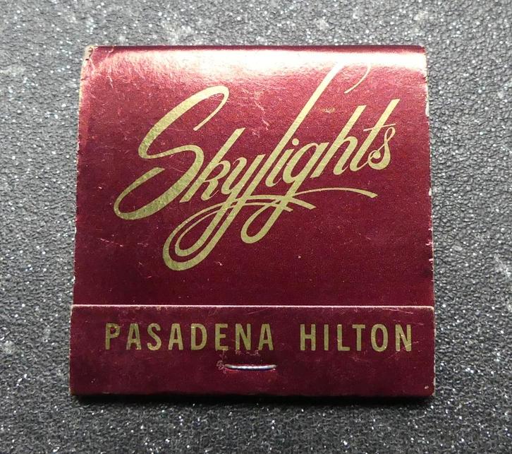 Skylights lucifers Pasadena Hilton hotel luciferdoosje USA, Verzamelen, Merken en Reclamevoorwerpen, Zo goed als nieuw, Gebruiksvoorwerp