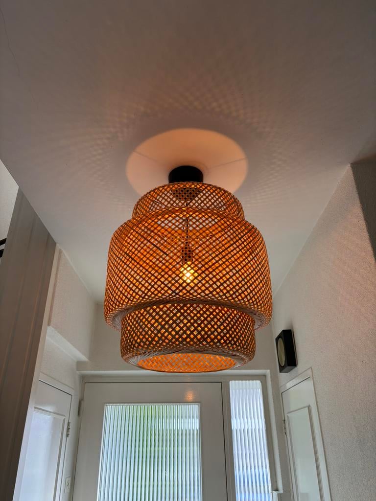 Rotan / bamboe hanglamp van Ikea Sinnerlig (2x), Ophalen, Zo goed als nieuw, Minder dan 50 cm