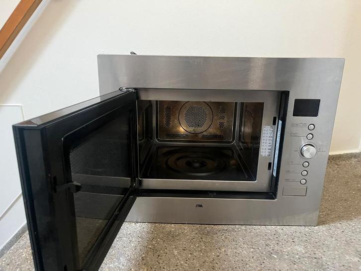 ETNA Inbouw Combimagnetron - RVS, Witgoed en Apparatuur, Magnetrons, Gebruikt, Inbouw, Combimagnetron, 60 cm of meer, Grill, Hete lucht