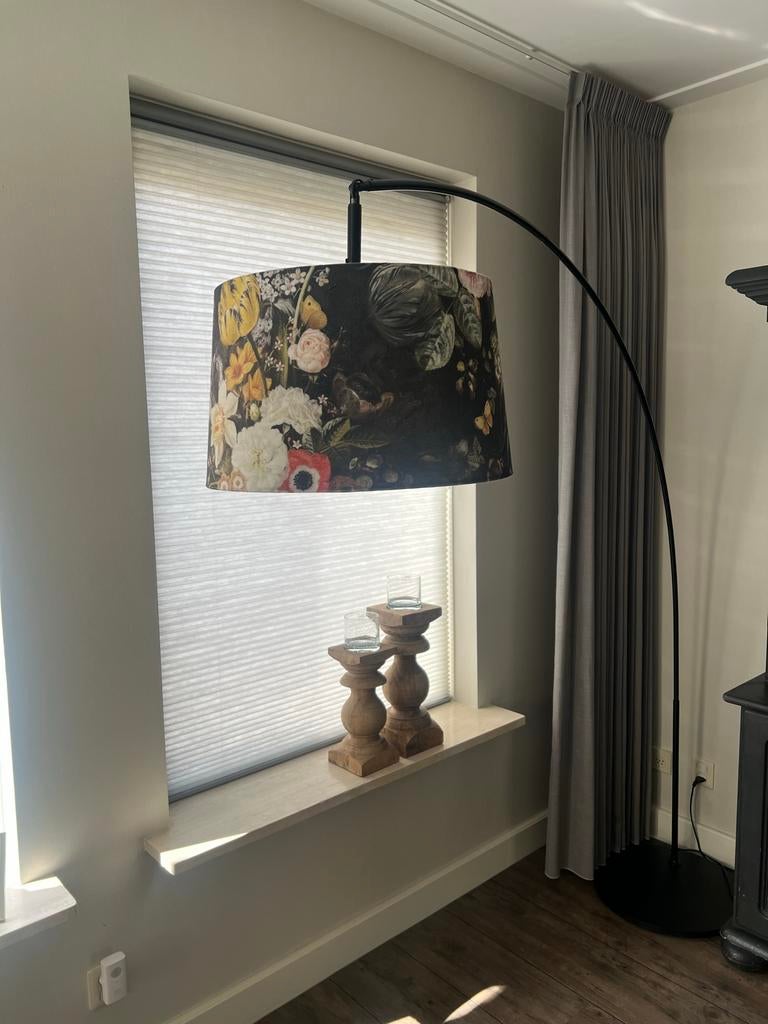 Vloerlamp met bloemenprint kap, Ophalen, Zo goed als nieuw, Metaal, 150 tot 200 cm