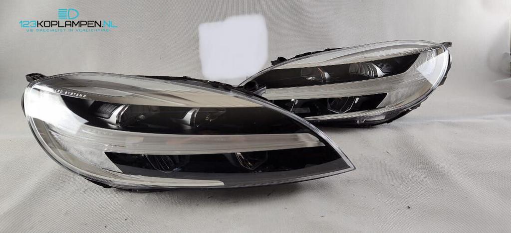 (J3) Volvo V40 Full Led koplamp links rechts, Auto-onderdelen, Verlichting, Gebruikt, -, -, Ophalen of Verzenden