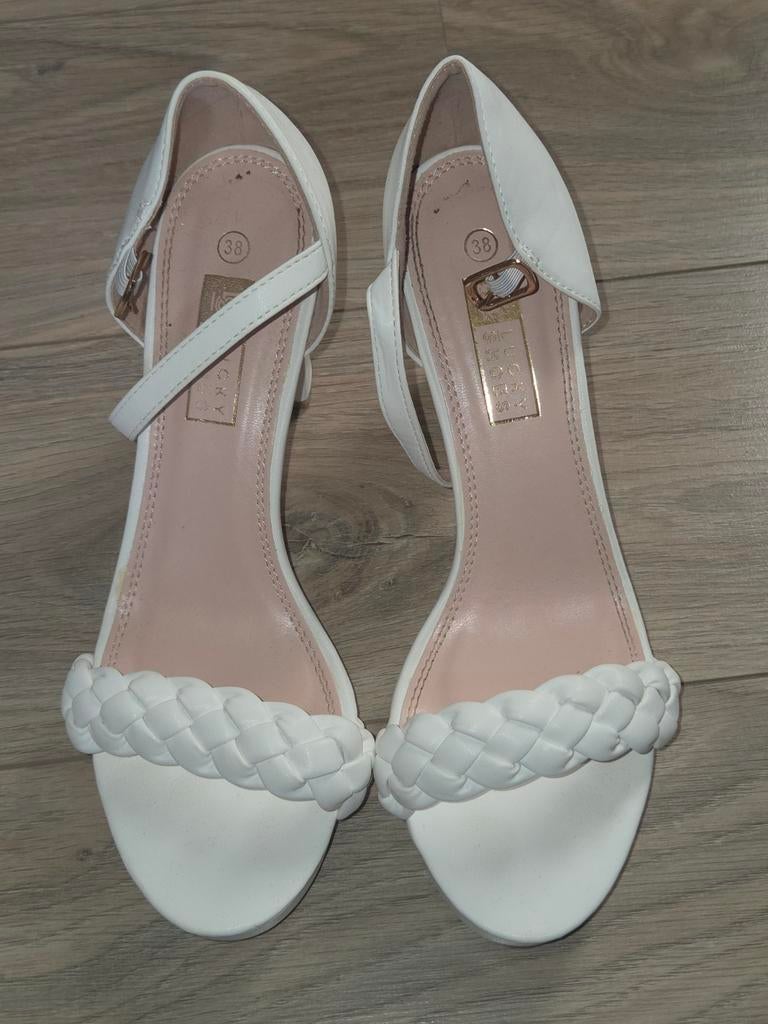 Mooie nieuwe open schoenen Lucky Shoes, Kleding | Dames, Schoenen, Ophalen of Verzenden