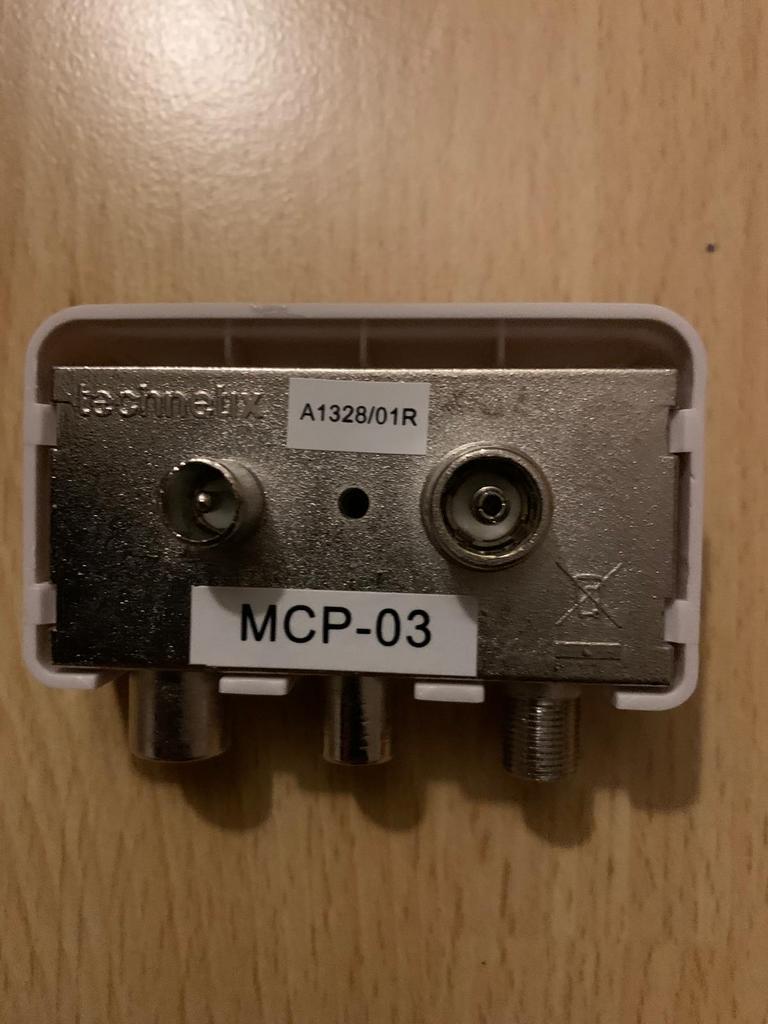 Technetix MCP-03 UPC Woonkamersplitter, Overige merken, Ophalen of Verzenden, Minder dan 60 watt, Gebruikt