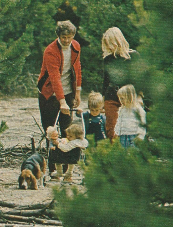 Retro reclame 1973 Roosvicee siroop kindertjes buggy bos, Verzamelen, Retro, Overige typen, Verzenden