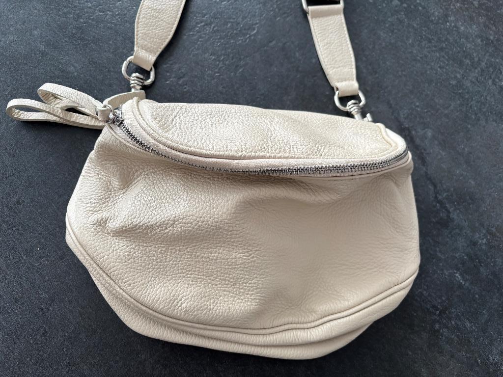 Cross body bag / tas off white - creme, Verzenden, Zo goed als nieuw, Beige, Schoudertasje