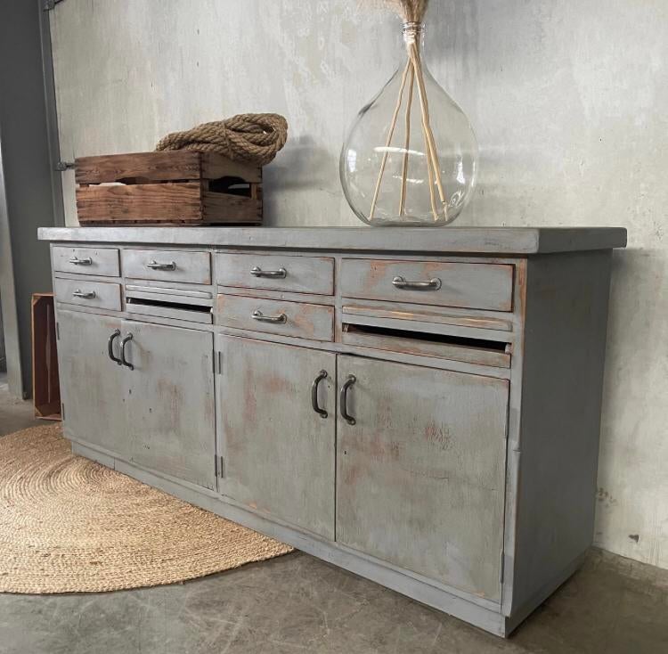 Oud dressoir, werkplaats kast, oude werkbank, vintage, Ophalen