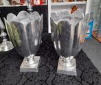 2 mooie zilveren vazen doorsnee 22 cm hoogte 38 cm, Ophalen of Verzenden