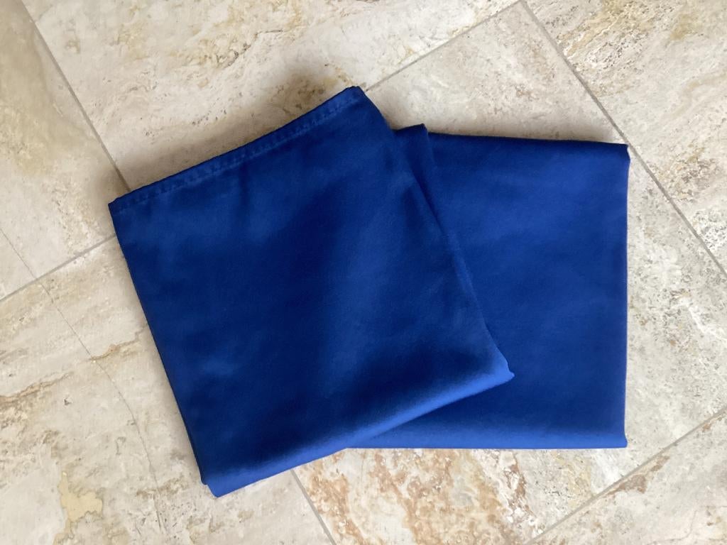 2 X Blauw tafelkleed vierkant (nieuw ), Ophalen of Verzenden, Nieuw, Vierkant, Binnen