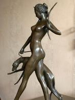 bronzen Diana godin v jacht met hond windhond, Antiek en Kunst, Ophalen of Verzenden