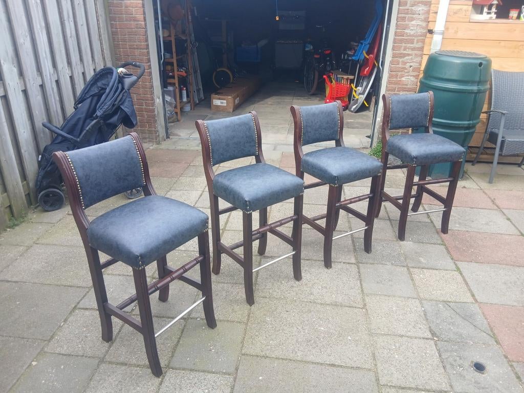 Set van 4 barkrukken met rugleuning, Huis en Inrichting, Barkrukken, 4 krukken, Ophalen, Gebruikt, 60 tot 90 cm