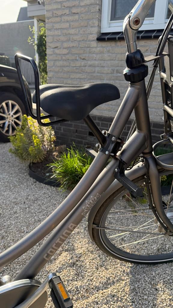 Zadeltje voor op stang, model 1, Ophalen of Verzenden, Gebruikt, Voorzitje, Voetsteuntjes