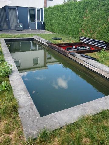 Complete vijver (zelf uitbouwen) beschikbaar voor biedingen