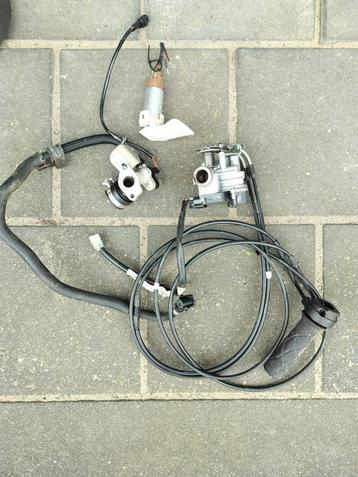 Diverse onderdelen voor de Yamaha Neo’s/Aerox 4 takt. beschikbaar voor biedingen
