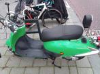 Opknap scooter of voor onderdelen, Fietsen en Brommers, Scooters | Overige merken, Ophalen, Gebruikt, Berini, Benzine