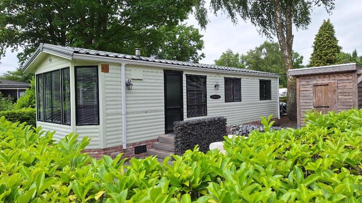 caravan chalet, Caravans en Kamperen, Caravans, Particulier, tot en met 4, Rondzit, Koelkast, Ophalen of Verzenden