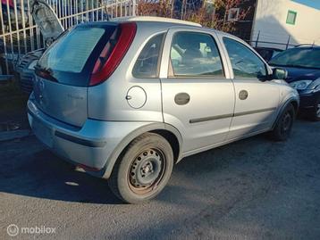 Opel Corsa 1.2-16V Essentia 2005 ONDERDELEN beschikbaar voor biedingen