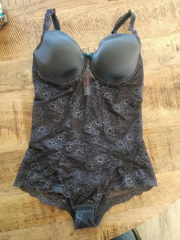 Prima donna body twist 75 E ZGAN grijs 75E beschikbaar voor biedingen