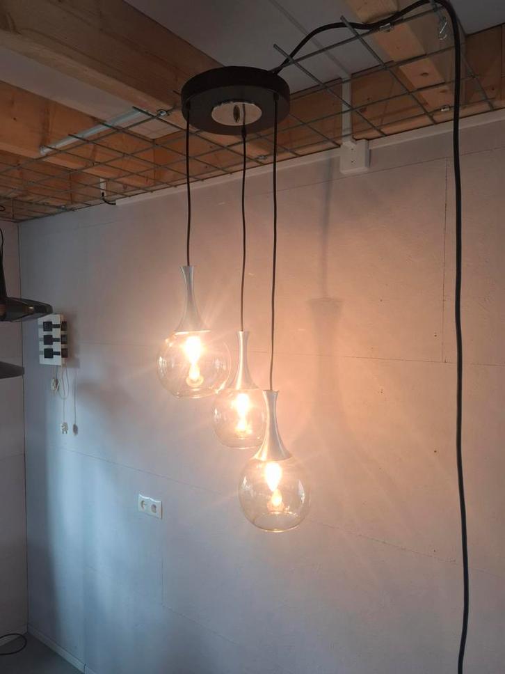 Vintage Italiaanse Hanglamp met 3 Lampen, Huis en Inrichting, Lampen | Hanglampen, Gebruikt, 50 tot 75 cm, Glas, Metaal, Ophalen of Verzenden