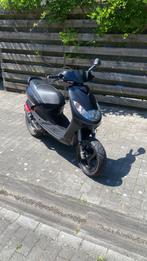 !!!!!Gezocht peugot verticaal blok!!!!!, Fietsen en Brommers, Scooters | Peugeot, Ophalen of Verzenden, Zo goed als nieuw, Benzine