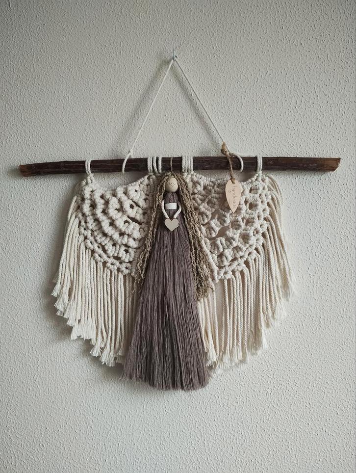 Macramé beschermengel. Sisters Forever., Huis en Inrichting, Woonaccessoires | Wanddecoraties, Nieuw, Ophalen of Verzenden