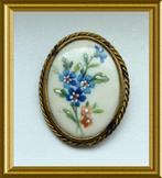Oude porseleinen Limoge broche, Ophalen of Verzenden, Overige materialen, Broche