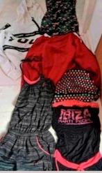 Kleding pakket xs
2 truien
Topje
Shirt
Sportpak nike, Ophalen of Verzenden, Zo goed als nieuw, Maat 34 (XS) of kleiner