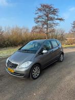 Mercedes-Benz A-Klasse 1.5 A160 5DRS 2011 Grijs, Auto's, Mercedes-Benz, Voorwielaandrijving, 49 €/maand, Origineel Nederlands