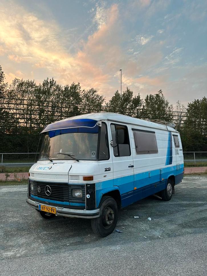 Mercedes-Benz L407 DG CAMPER OLDTIMER BELASTINGVRIJ, Caravans en Kamperen, Campers, Particulier, tot en met 4, Buscamper of Camperbus