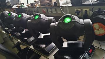 Futurelight movingheads MH660  beschikbaar voor biedingen