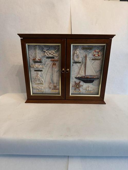 Vintage houten nautische sleutelkast voor 8 bossen, Verzamelen, Scheepvaart, Zo goed als nieuw, Gebruiksvoorwerp, Ophalen of Verzenden