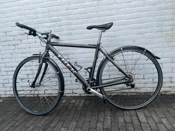 TREK multitrack 7500. 51 frame beschikbaar voor biedingen