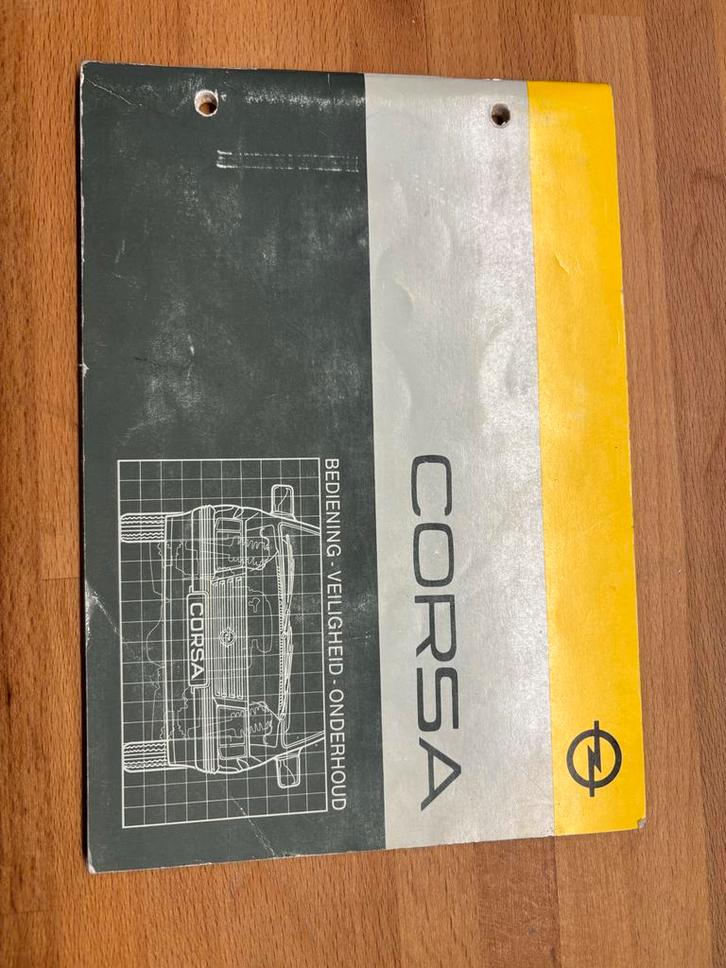 Instructieboekje Opel Corsa 1985, Auto diversen, Handleidingen en Instructieboekjes, Ophalen of Verzenden